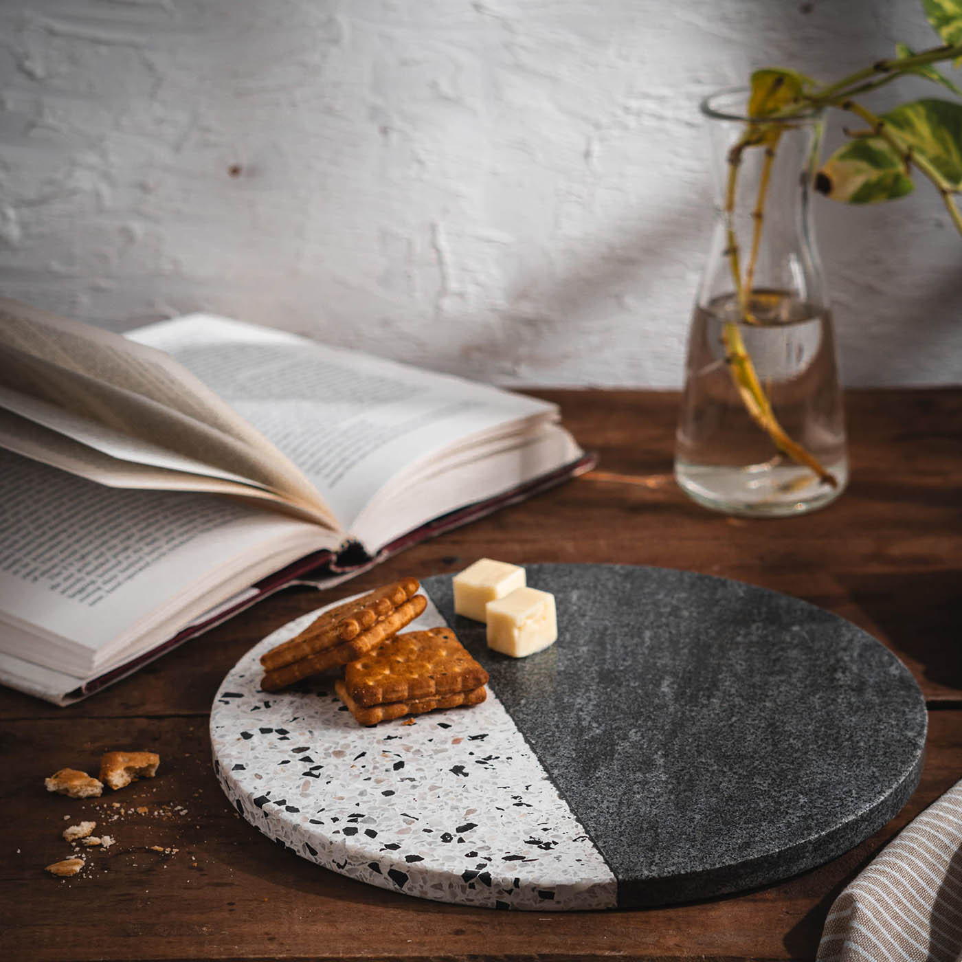 Marbluxe Marble Fusion Circular Chopping and Serving Board