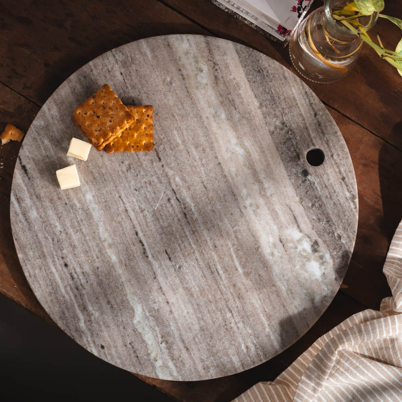 Marbluxe Circular Chopping and Serving Board