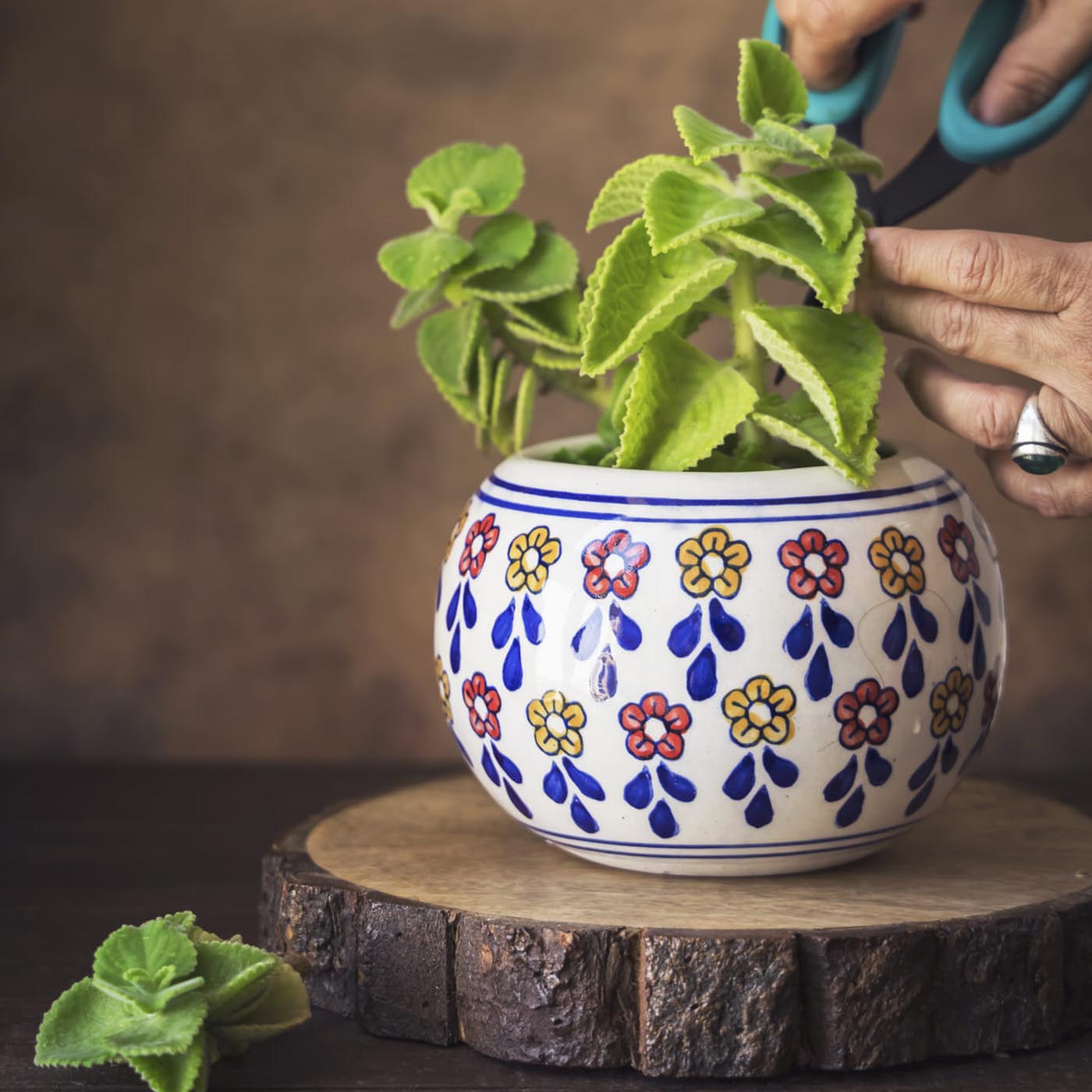 Garden Gleams Sunflower Planter Pot