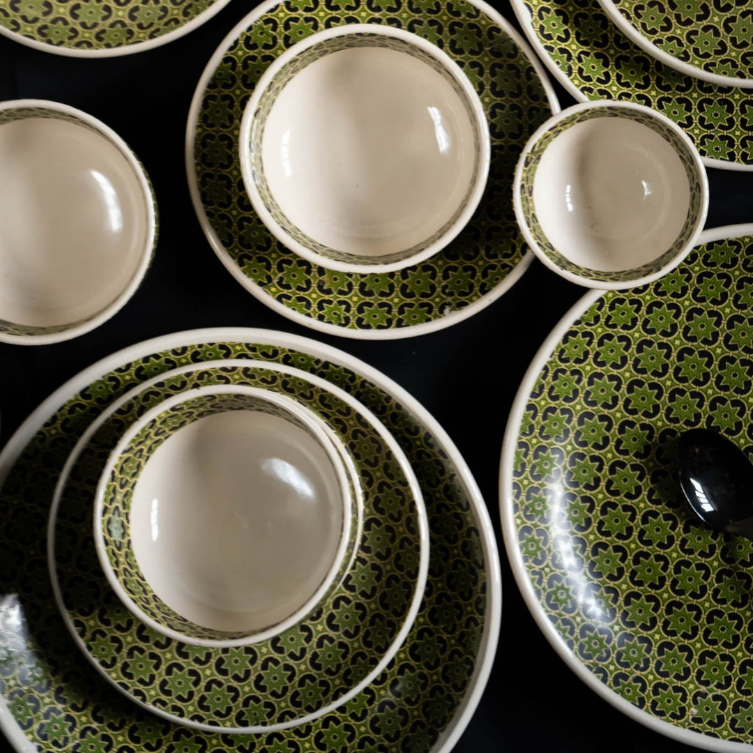 Aneeza Printed Ceramic Dinner Set of 28 pcs