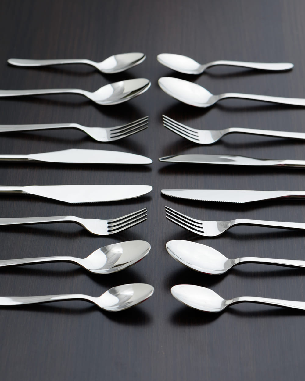 Aaroha Premium  Silver Cutlery Set of 16pcs