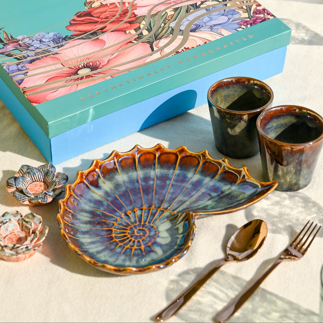 Navhara Shell Platter and Glasses Luxury Serveware Gift Box