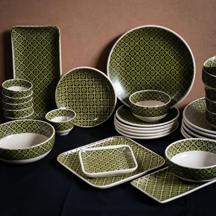 Aneeza Printed Ceramic Dinner Set of 28 pcs