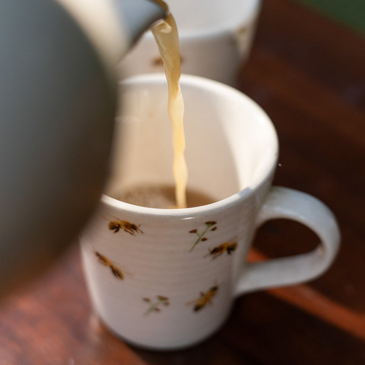 Honeybee Premium Mugs Luxury Gift Set