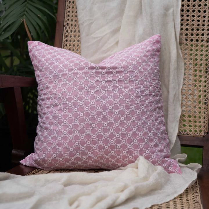 Pawan aur Gulzar Cotton Aashiyana Cushion Cover