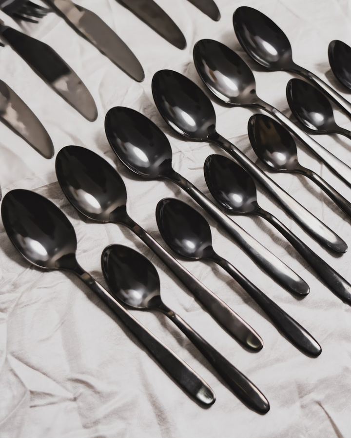 Noir Black spoon set of 12