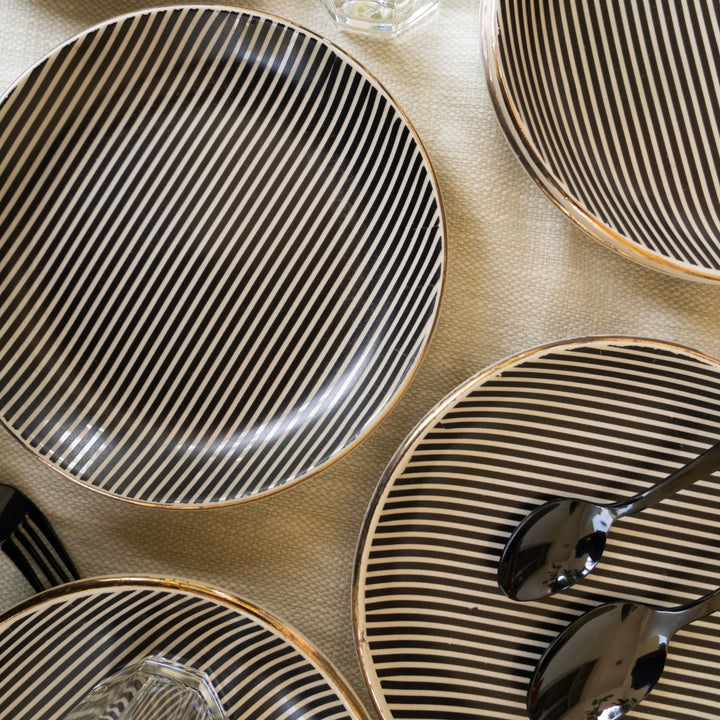 Shatranj Black and White Printed Dinner Set of 21 pcs