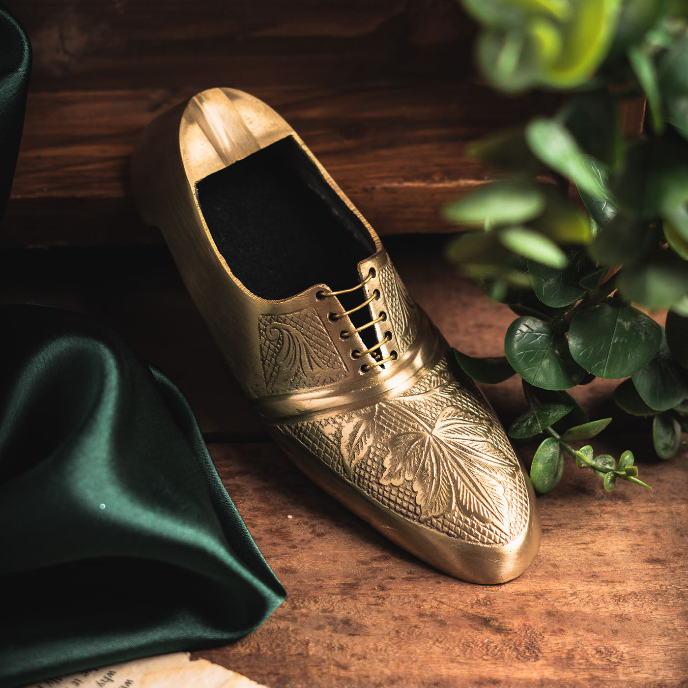 Brass Exclusive Handmade Shoe Décor Piece