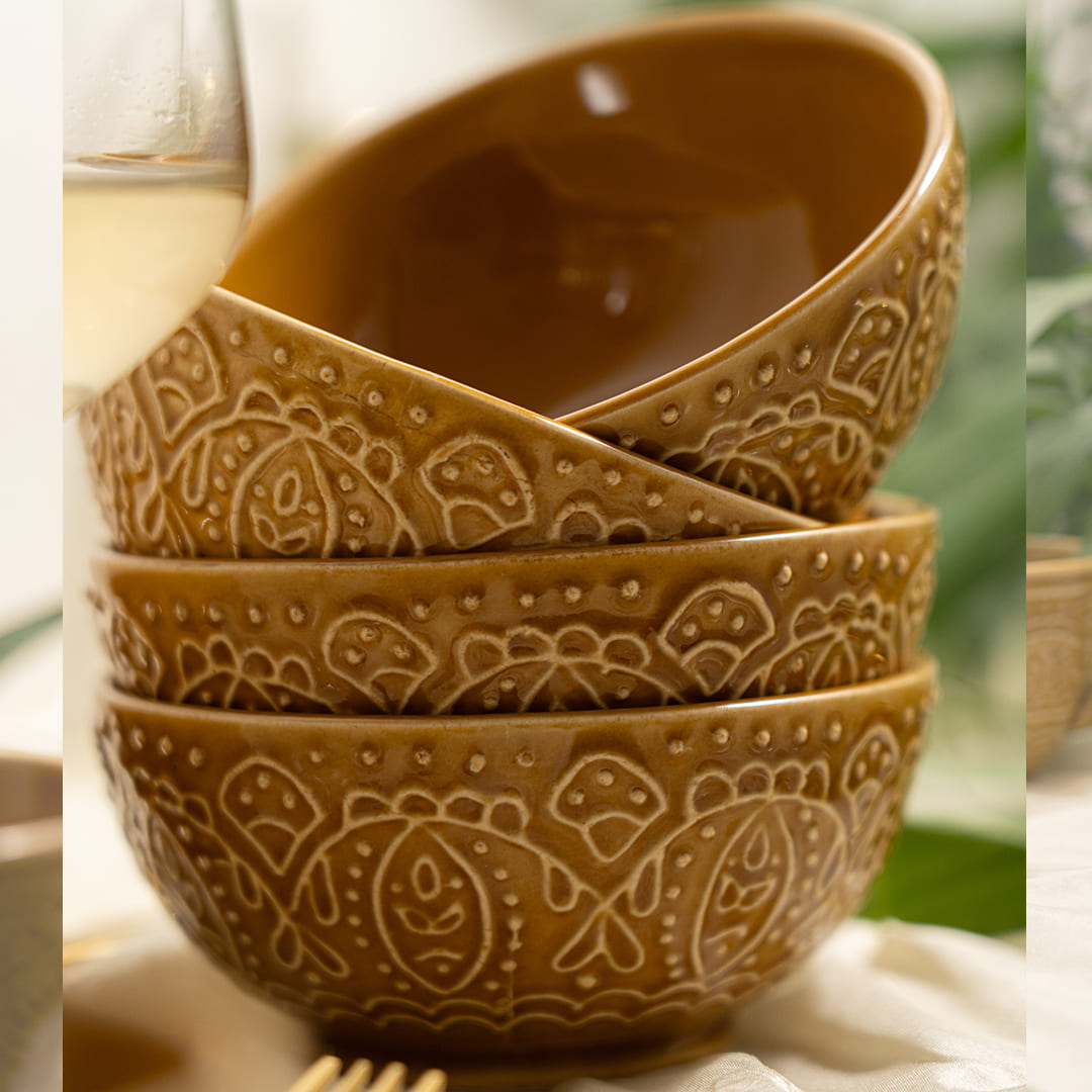 Sunlit Luxurious Ceramic Ceramic Dinner Set of 36 Pcs