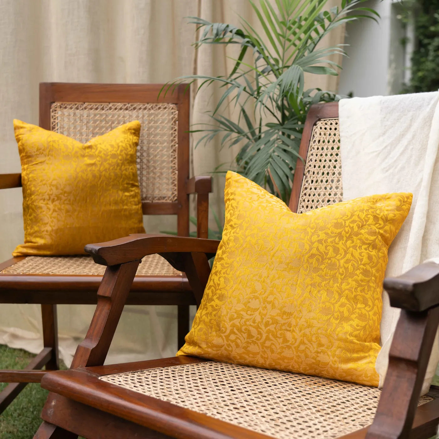 Surya Floral Silk Brocade Aashiyana Cushion Cover