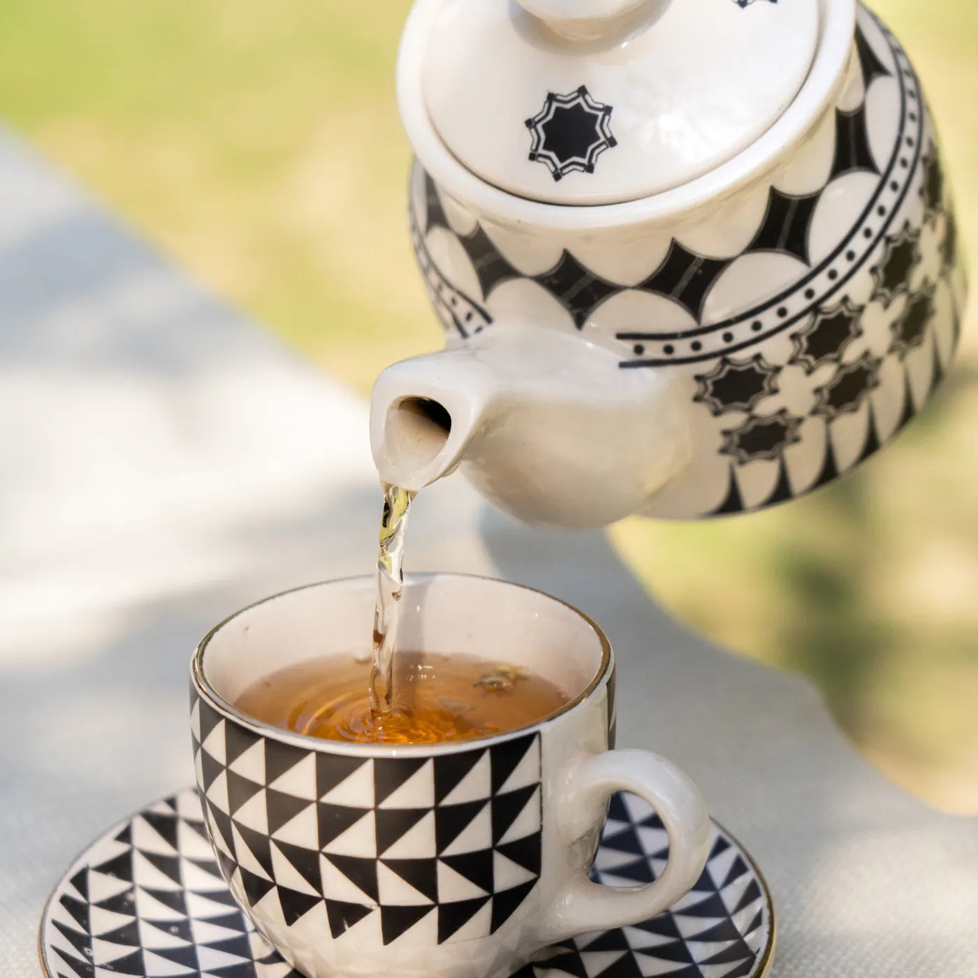Shatranj Maharaja Printed Ceramic Tea Set of 7 pcs