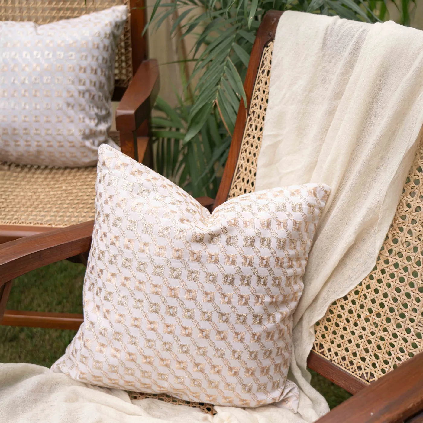 Kiran White and Gold Aashiyana Cushion Cover