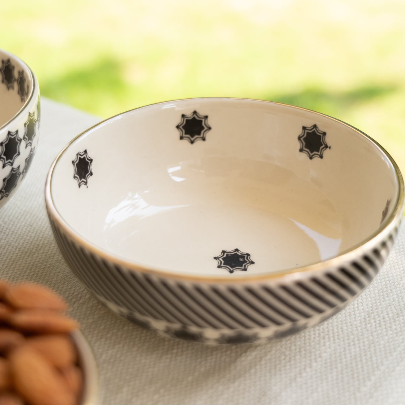 Shatranj Maharani Printed Medium Serving Bowl