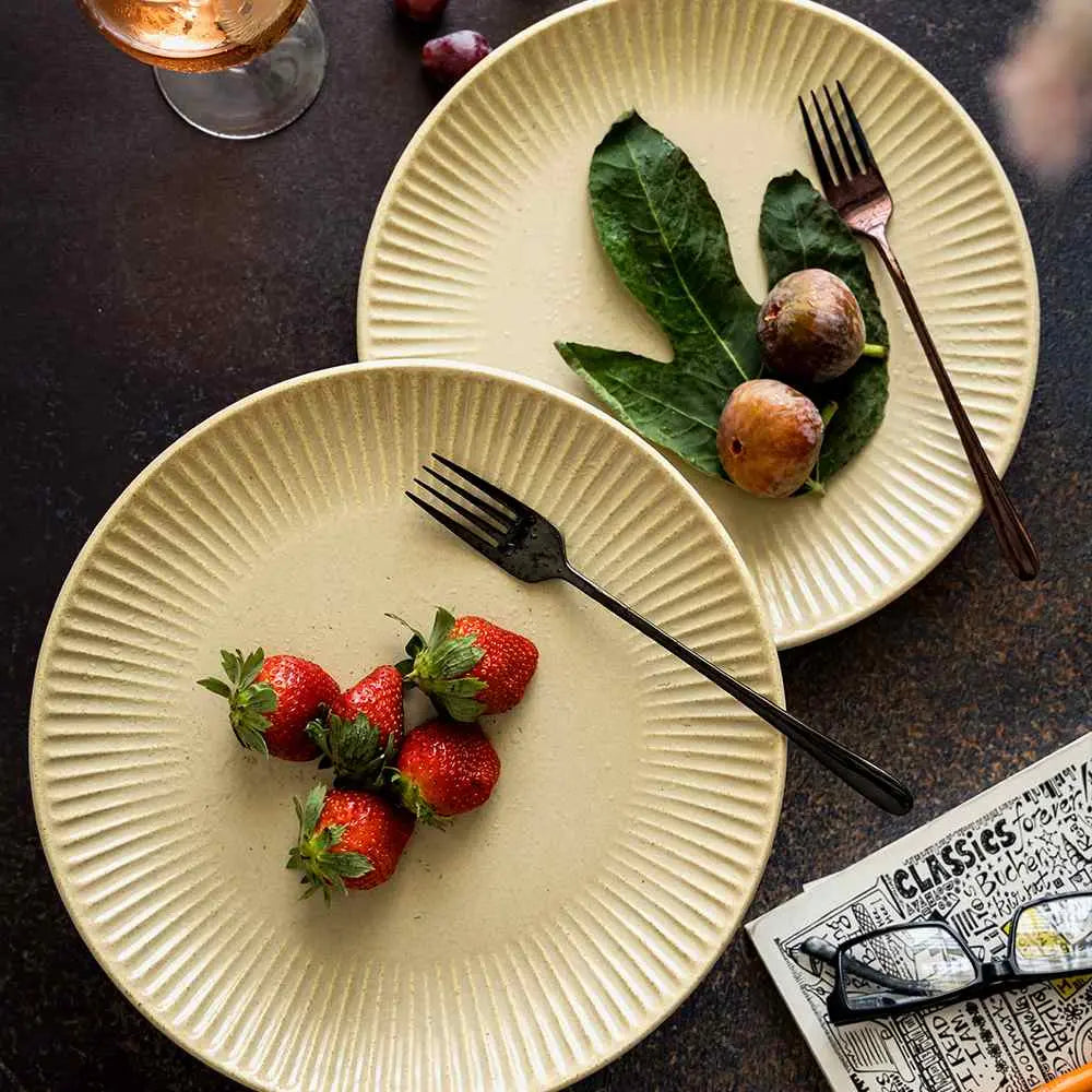 Banafsha Ceramic Plates with Rimmed Edge Amalfiee_Ceramics