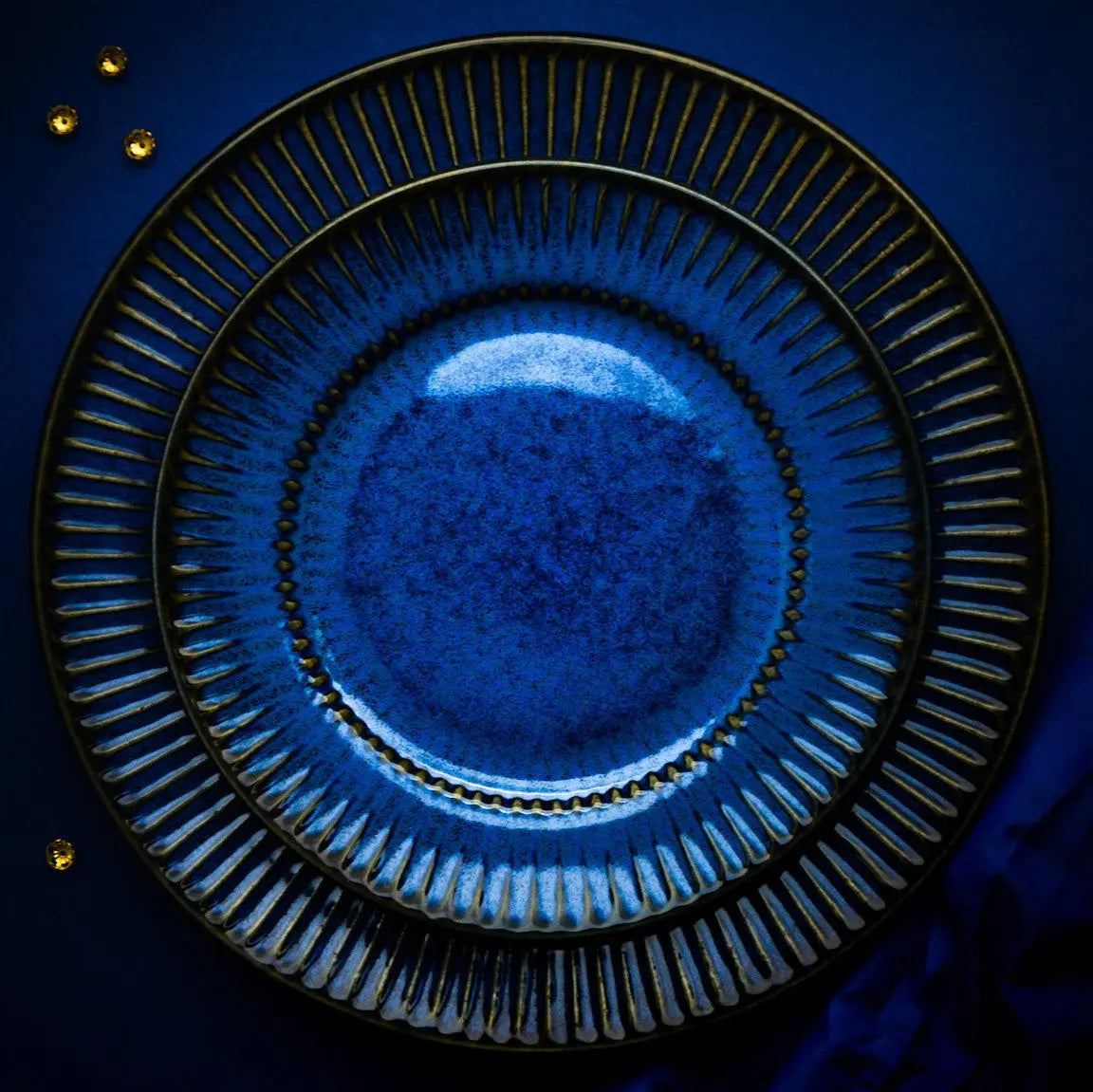 Mehran Dinner Plates with Golden Rimmed Edges Amalfiee_Ceramics