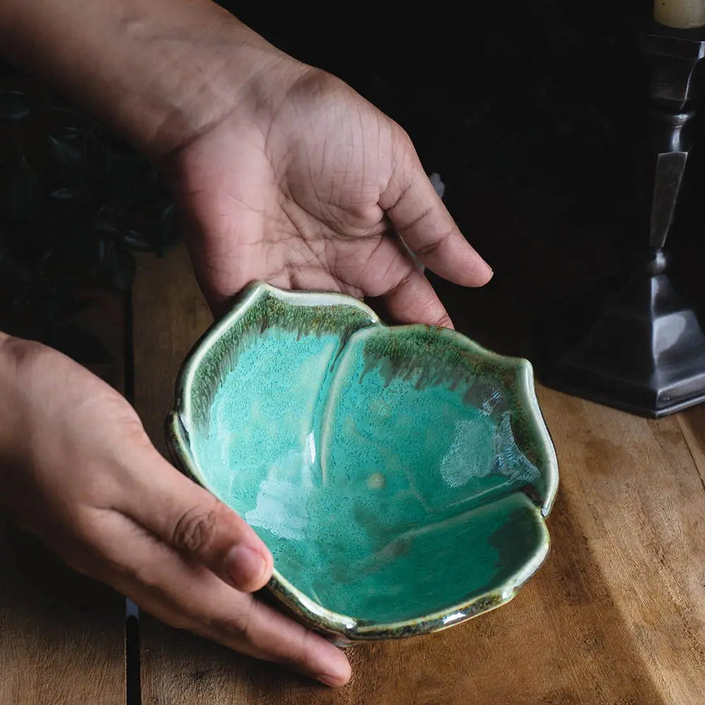 Peppermint Exclusive Flower Ceramic Serving Bowl Amalfiee_Ceramics