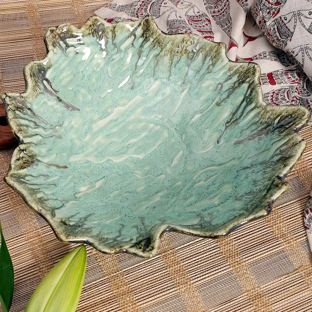 Peppermint Leaf Ceramic Serving Bowl Amalfiee_Ceramics