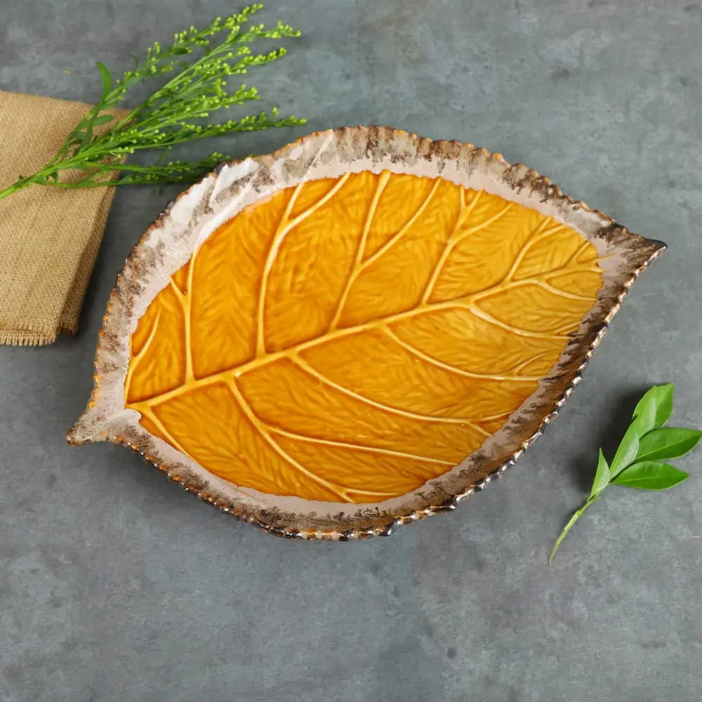 Swarn Handmade Ceramic Leaf Serving Platter Amalfiee_Ceramics