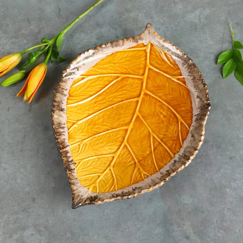 Swarn Handmade Ceramic Leaf Serving Platter Amalfiee_Ceramics