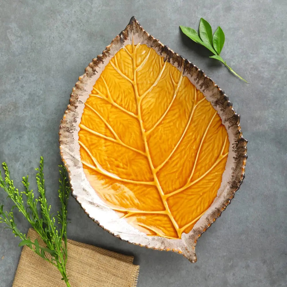 Swarn Handmade Ceramic Leaf Serving Platter Amalfiee_Ceramics