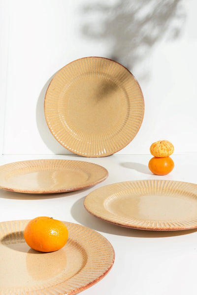 Utkarisht Ceramic Dinner Plates with Golden Rimmed Edges Set of 2 Amalfiee_Ceramics