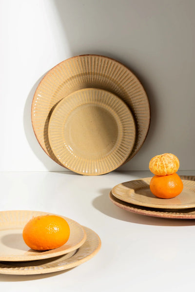 Utkarisht Ceramic Dinner Plates with Golden Rimmed Edges Set of 2 Amalfiee_Ceramics